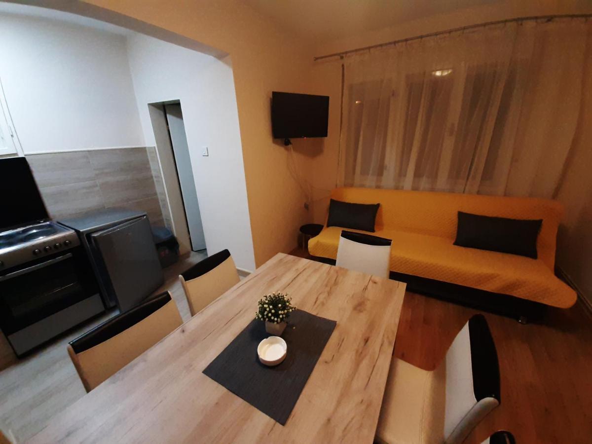 Haus Apartman Zajecar M&L Exterior photo
