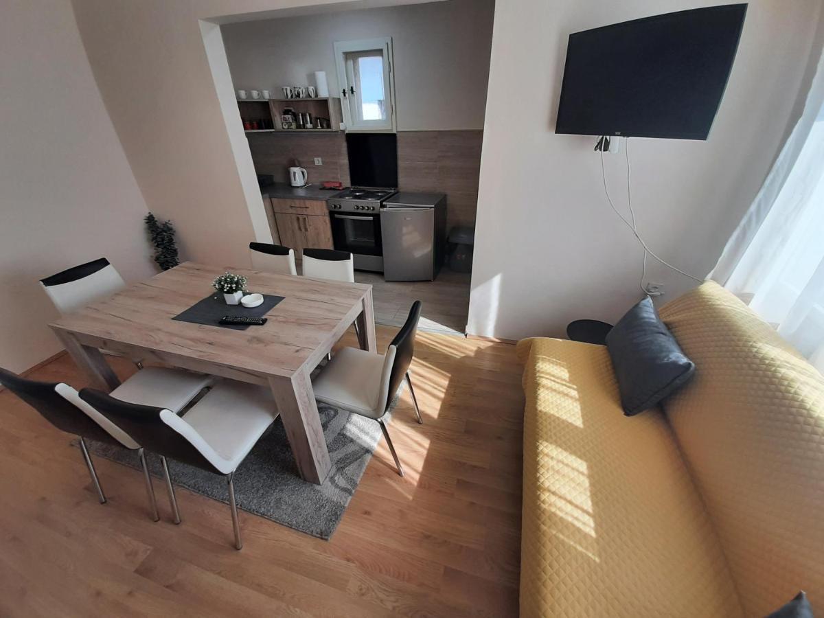 Haus Apartman Zajecar M&L Exterior photo